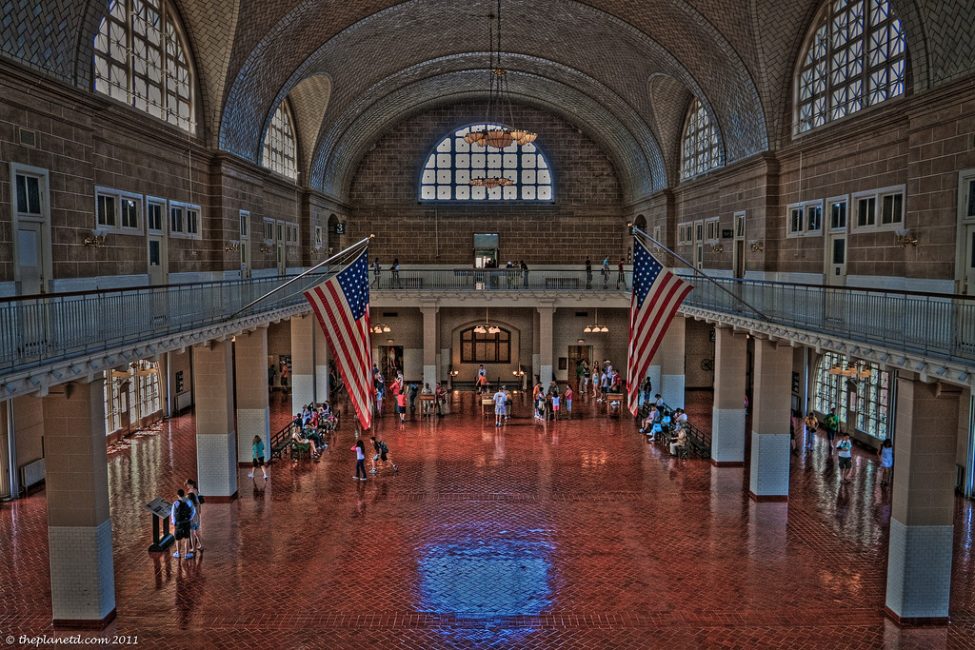 a history of the ellis island a gateway to america Explore the history of ellis island and quest for a new life in the united states of america ellis island: gateway of dreams portrays an important. a history of the ellis island a gateway to america Explore the history of ellis island and quest for a new life in the united states of america ellis island: gateway of dreams portrays an important.