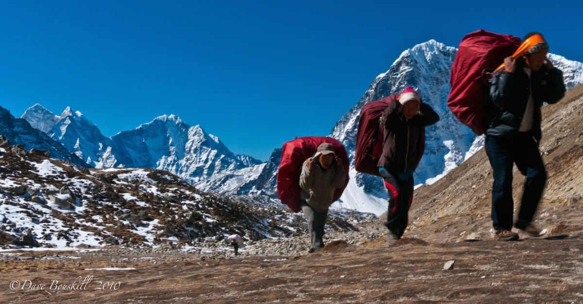 packing-list-for-everest-base-camp-trek-adventure-blog-theplanetd