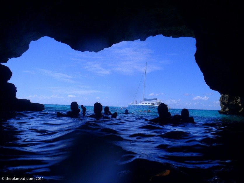 things to do in Jamaica pirates cave