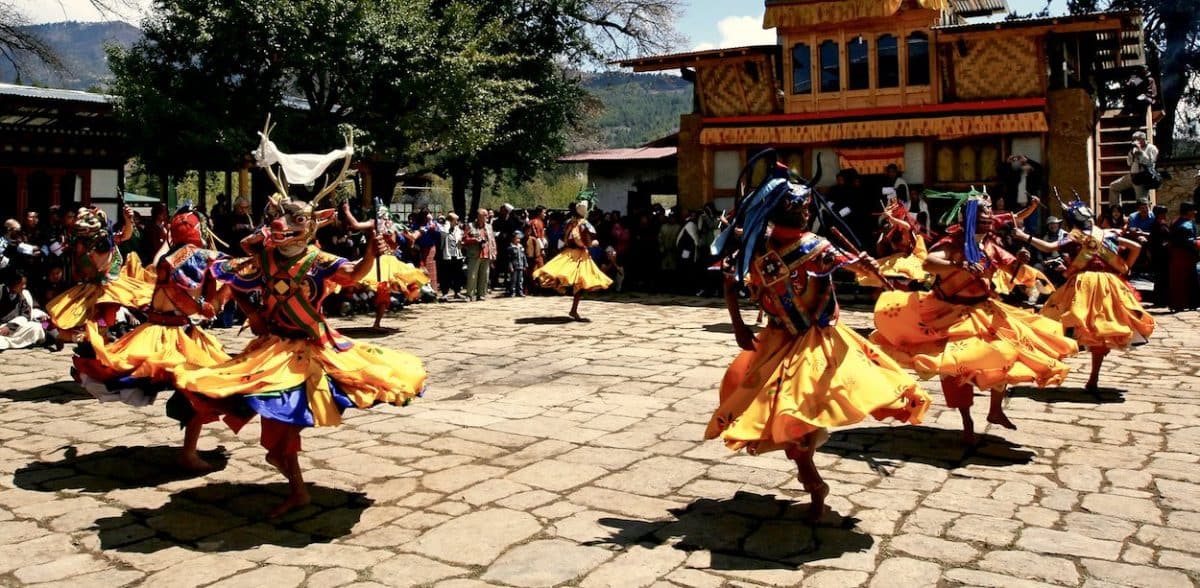 cultural experiences in bhutan bhutan dancers