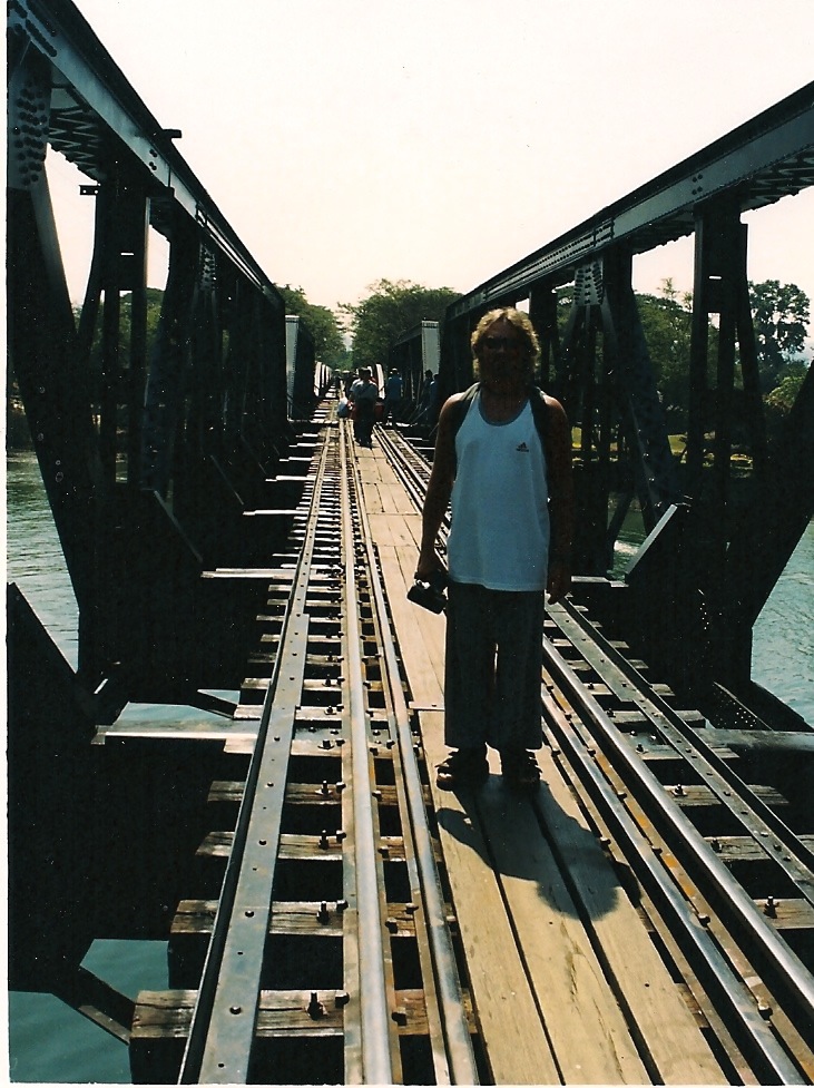 train-travel-thailand-bridge-river-kwai