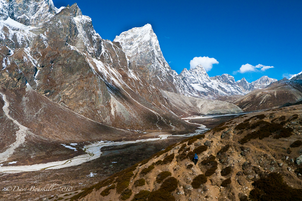 himalayas-nepal-mountain-everest A valley in the Himalayas of Nepal