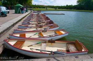 France-Palace-of-Versailles-Canal-Boat-Rental
