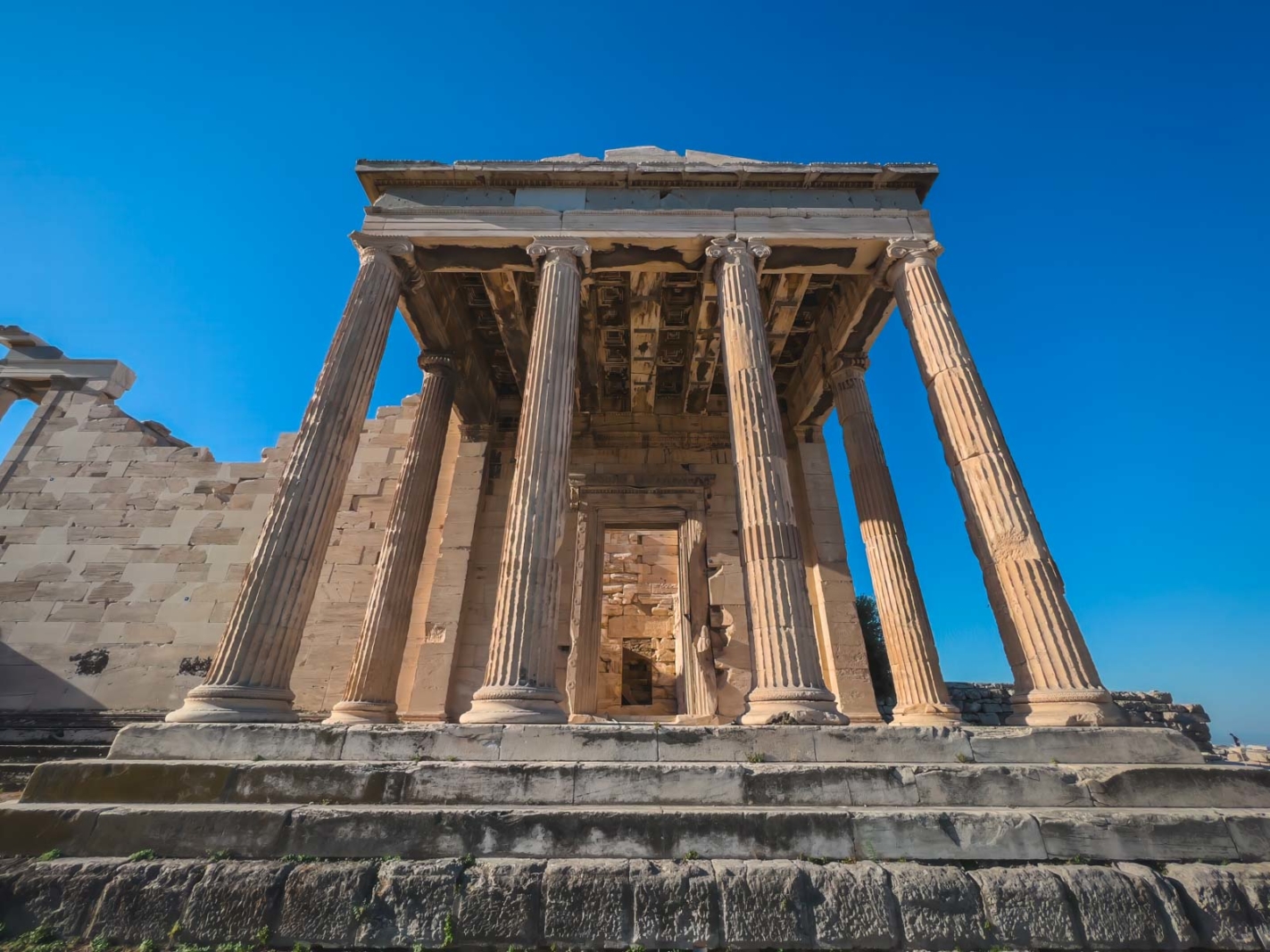 how much to visit athens
