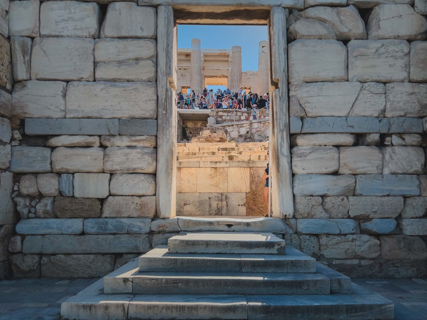 acropolis visit hours