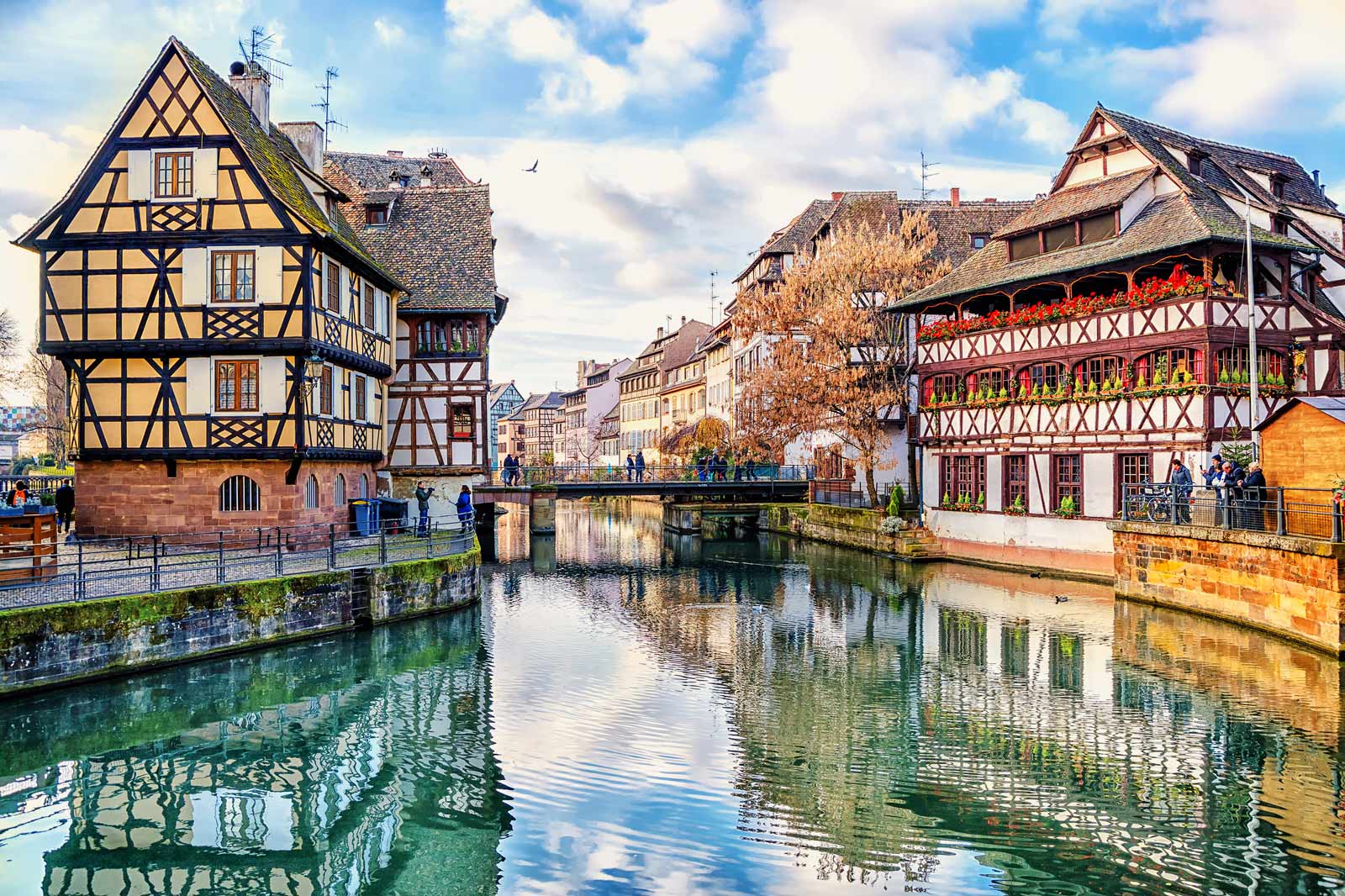 22 Beautiful Cities in France To Visit The Planet D