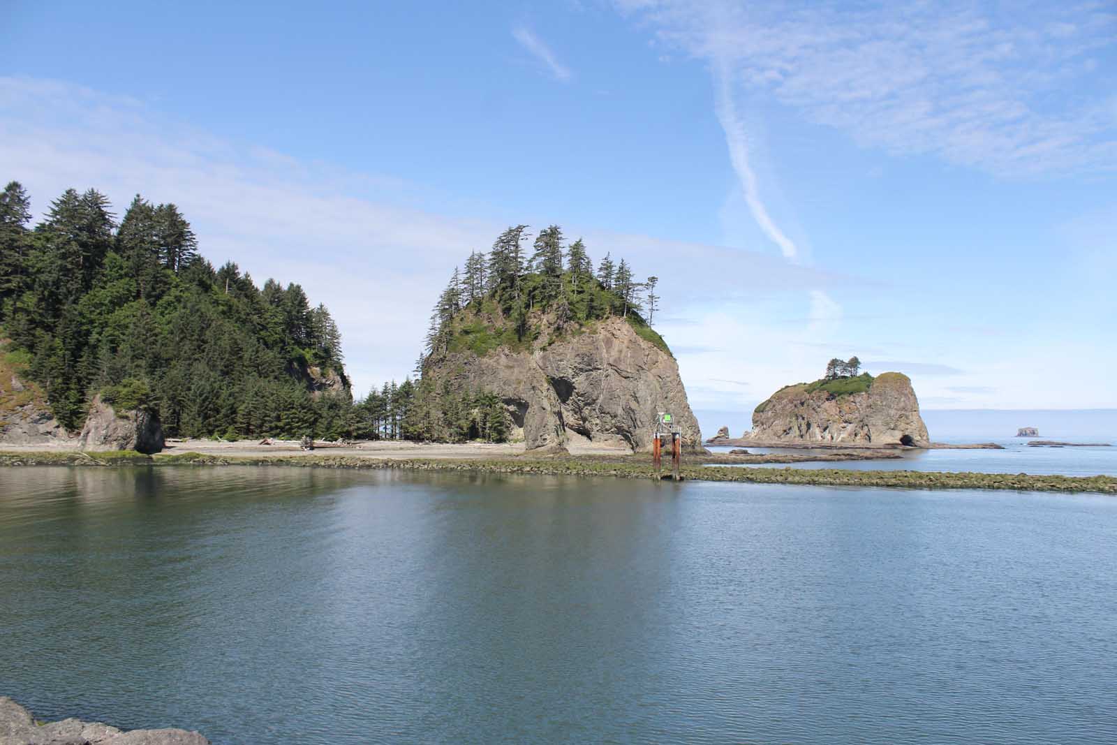 Beautiful beaches in the USA First Beach La Push Washington