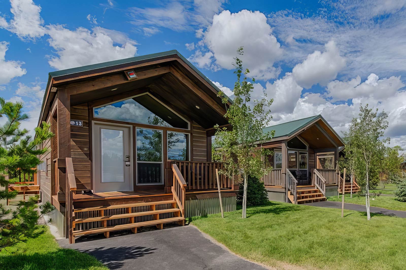 Best Yellowstone Cabin Rentals Explorer Cabins 