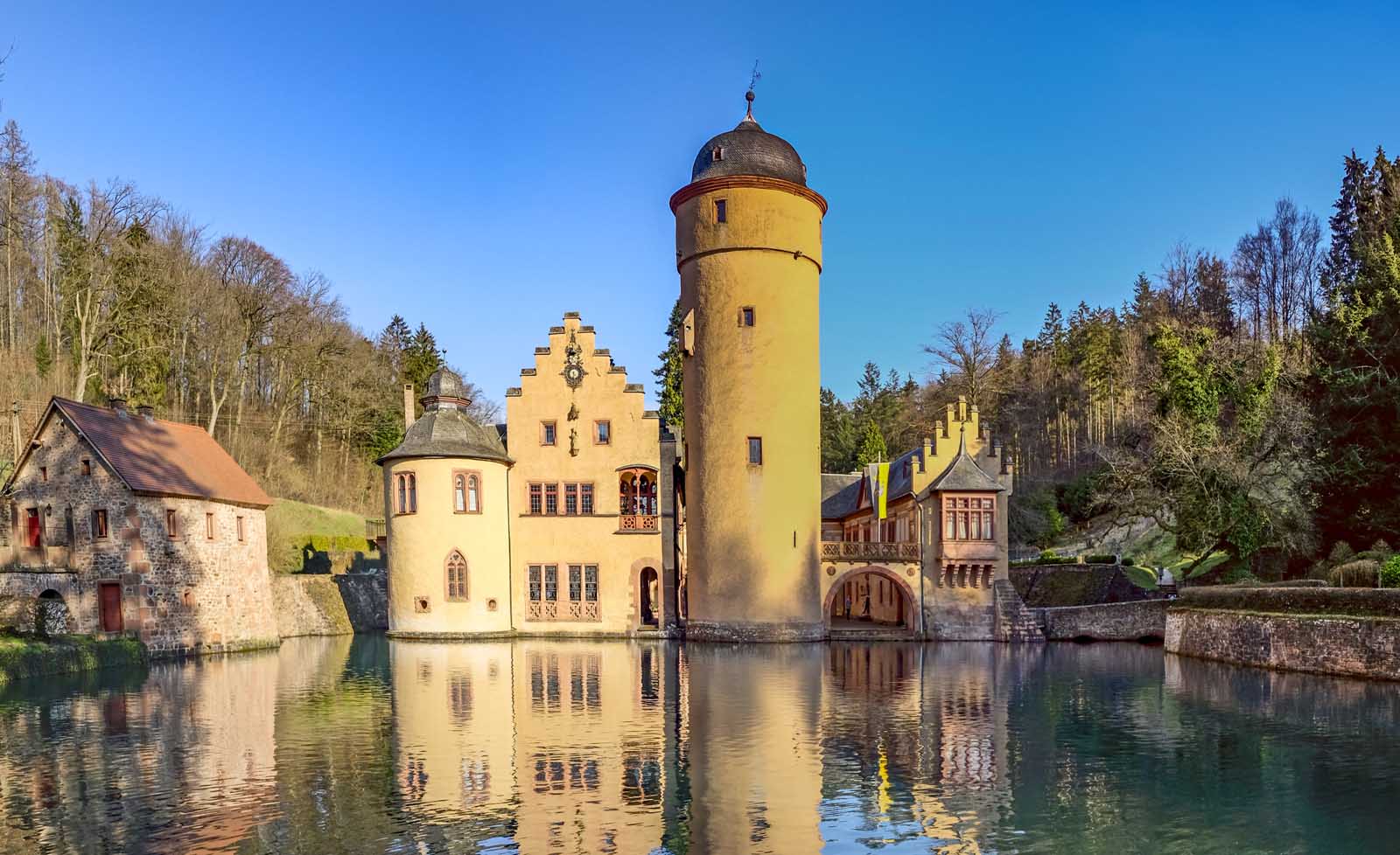 Beautiful castles in Germany Mespelbrunn Castle