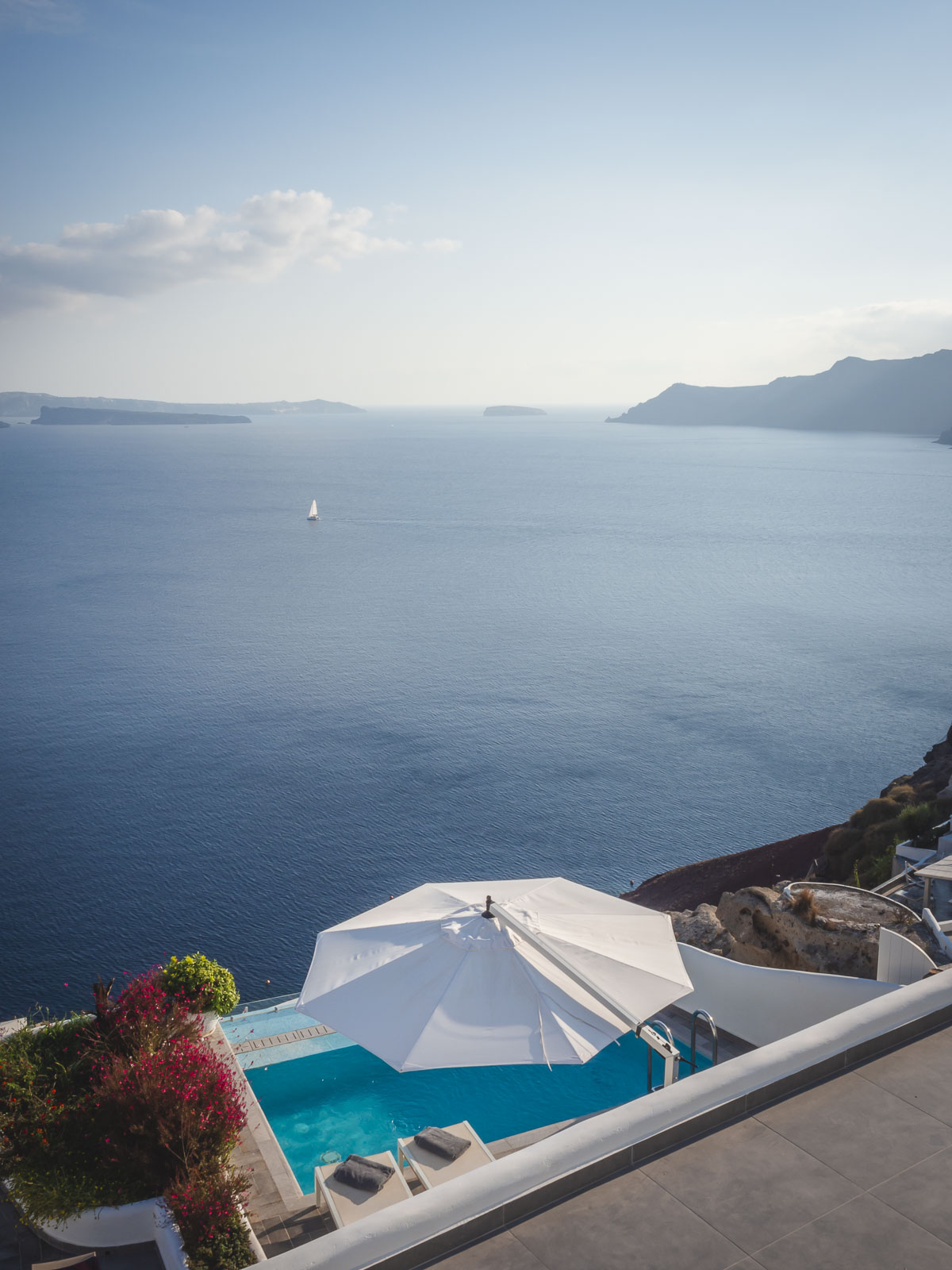 Best Cave Hotels in Santorini Sophia Luxury Suites