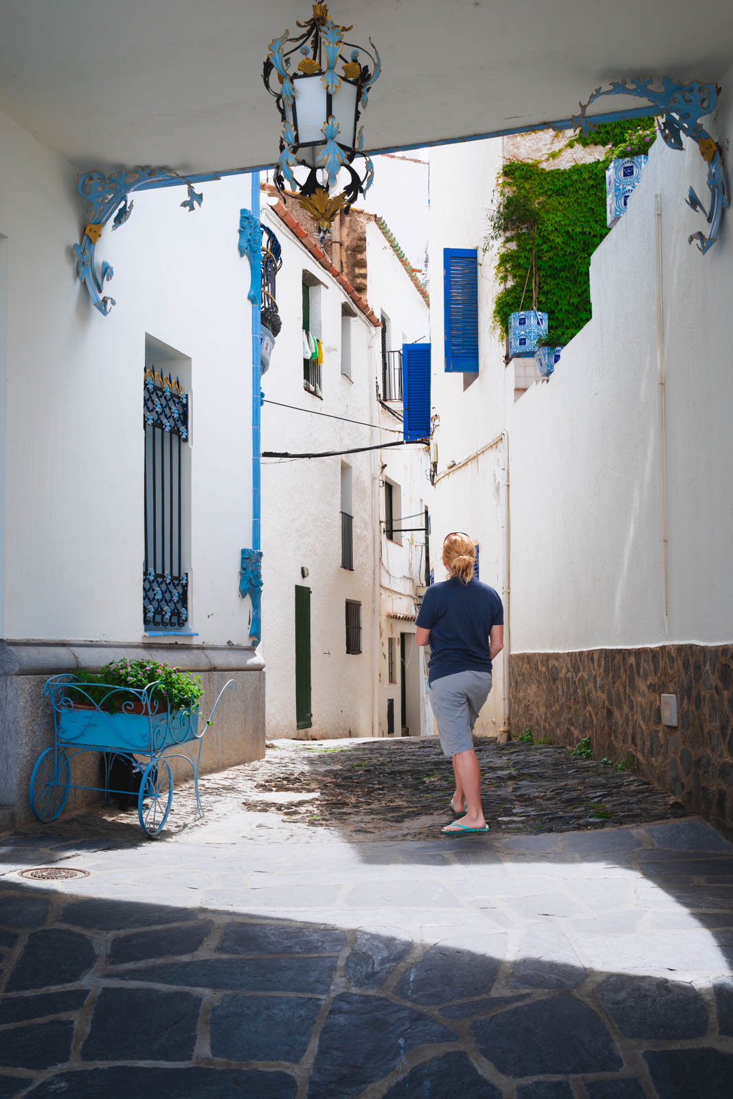 Best Day Trips from Barcelona Cadaques Streets