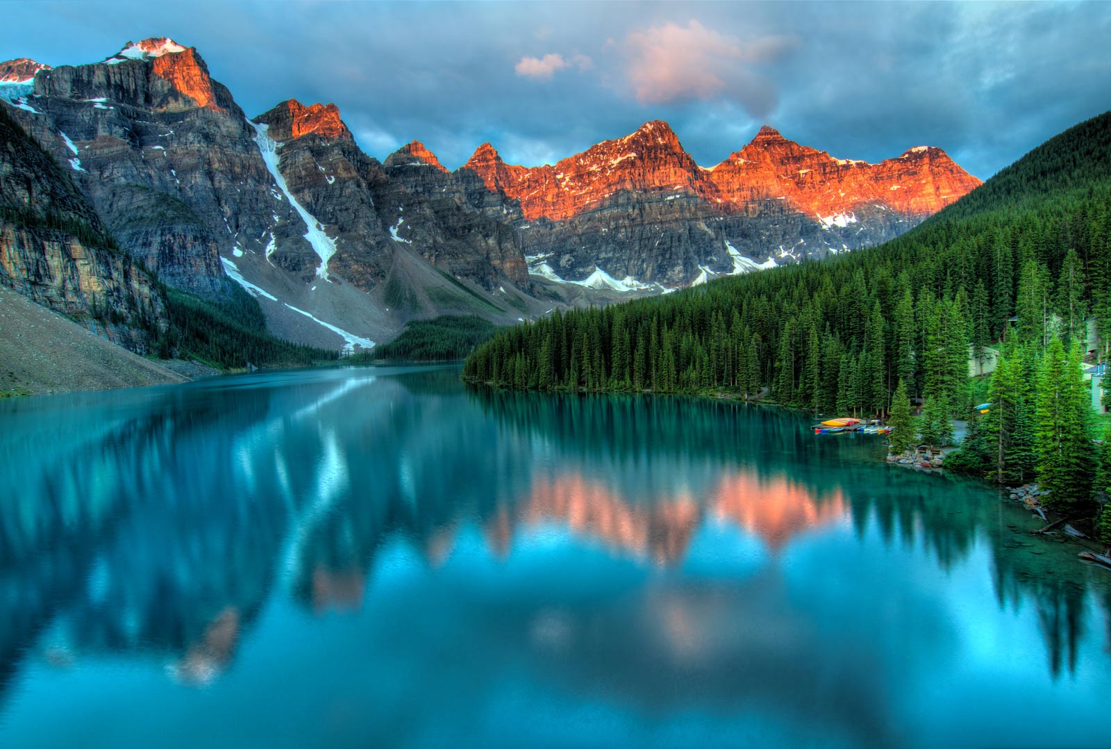 Best Hikes in Banff National Park Moraine Lake