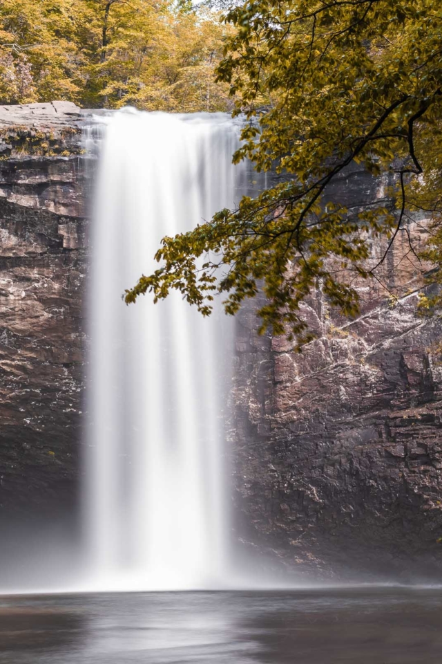 Best Hikes near Nashville Foster Falls Cumberland River in South Cumberland State Park