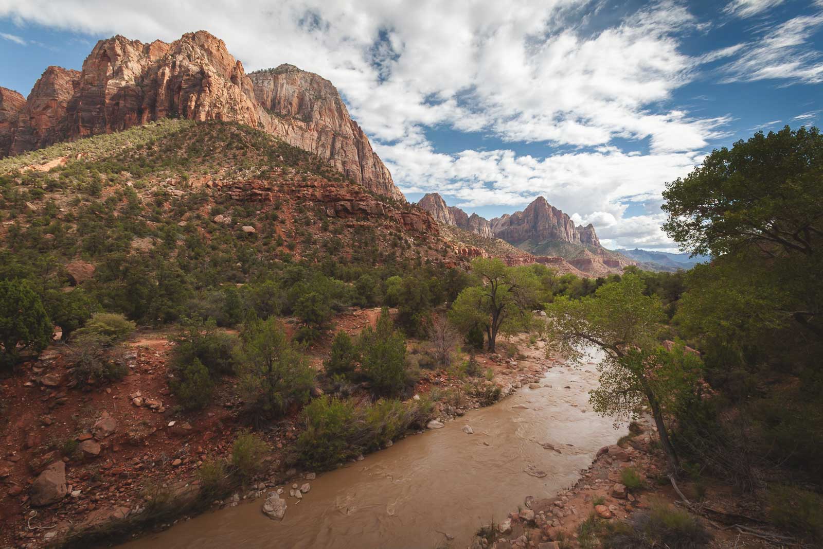 Riverside walk hikes in Zion 