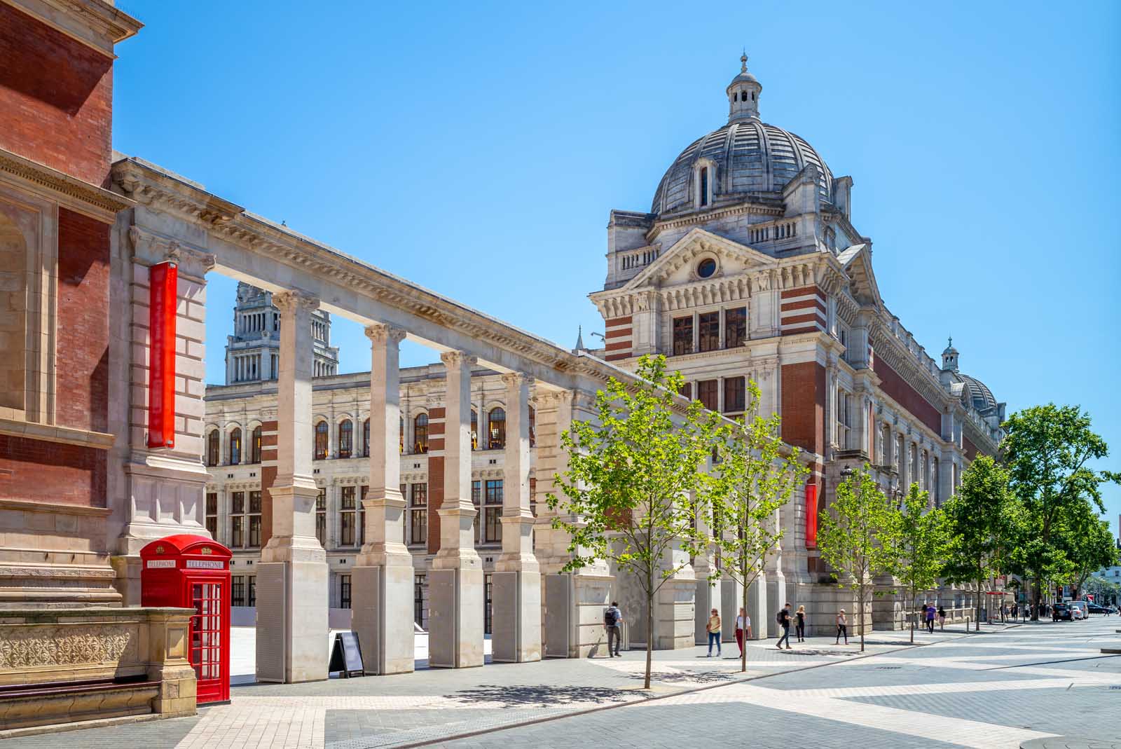 Best Museums in London Victoria and Albert Museum