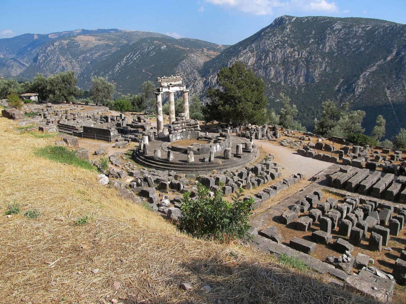 best day trips from athens delphi