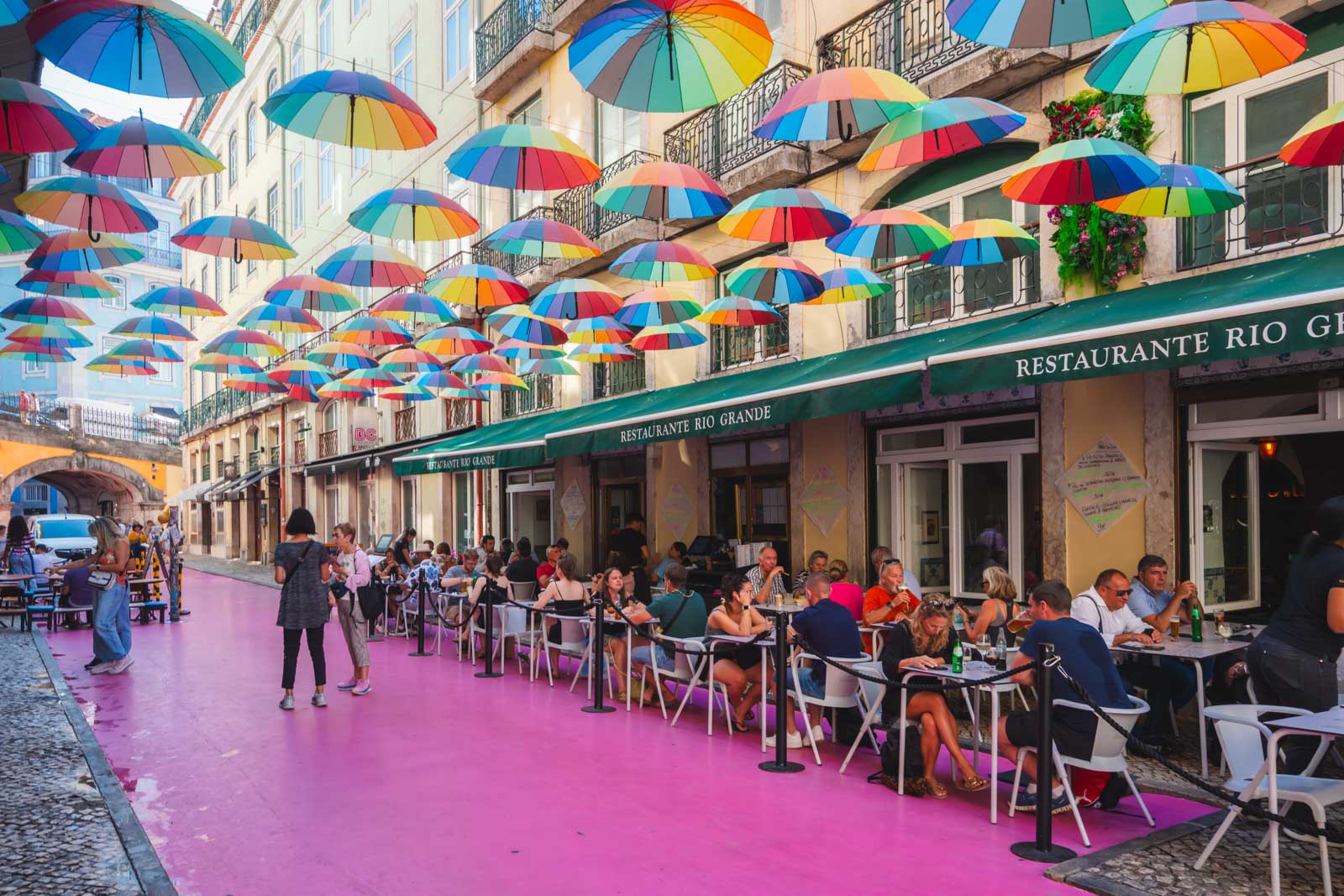 Best things to do in Lisbon Pink Street