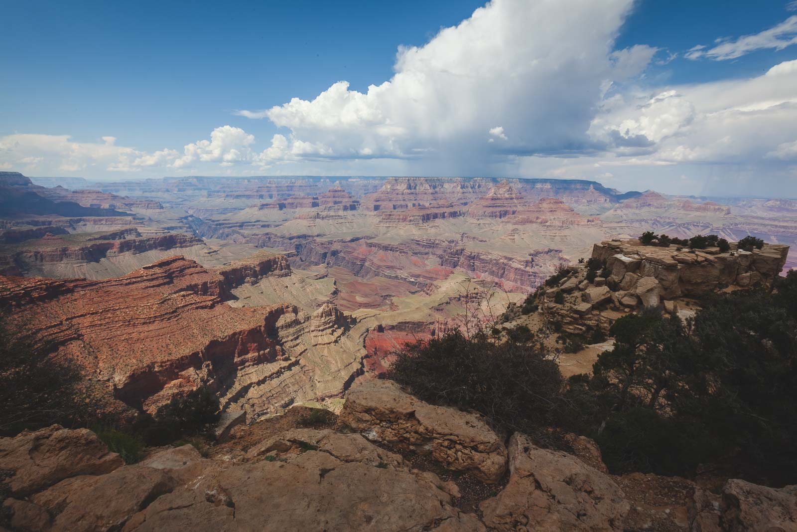 Best Things to do in the Grand Canyon one of the seven wonders of the world