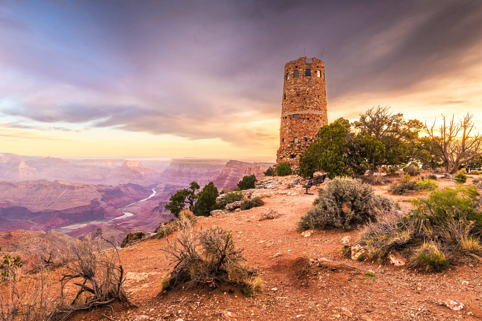 Best Things to do at the Grand Canyon Desert View Watchtower