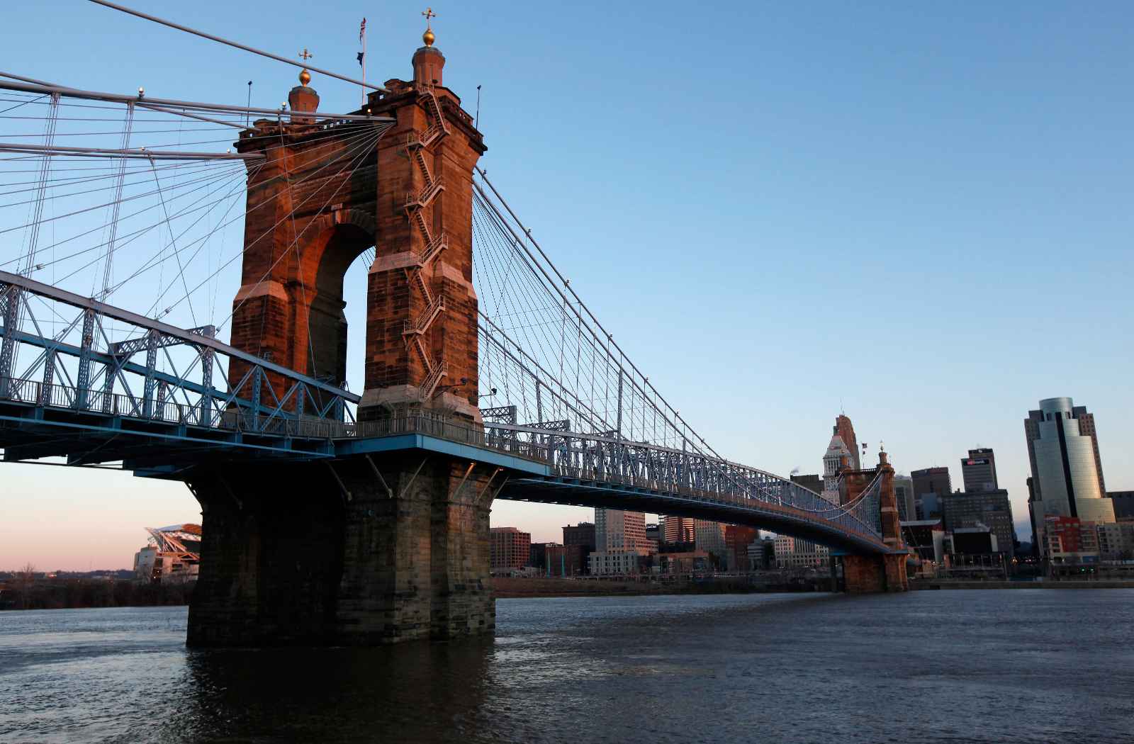 Best Things to do in Cincinnati John A. Roebling Suspension Bridge