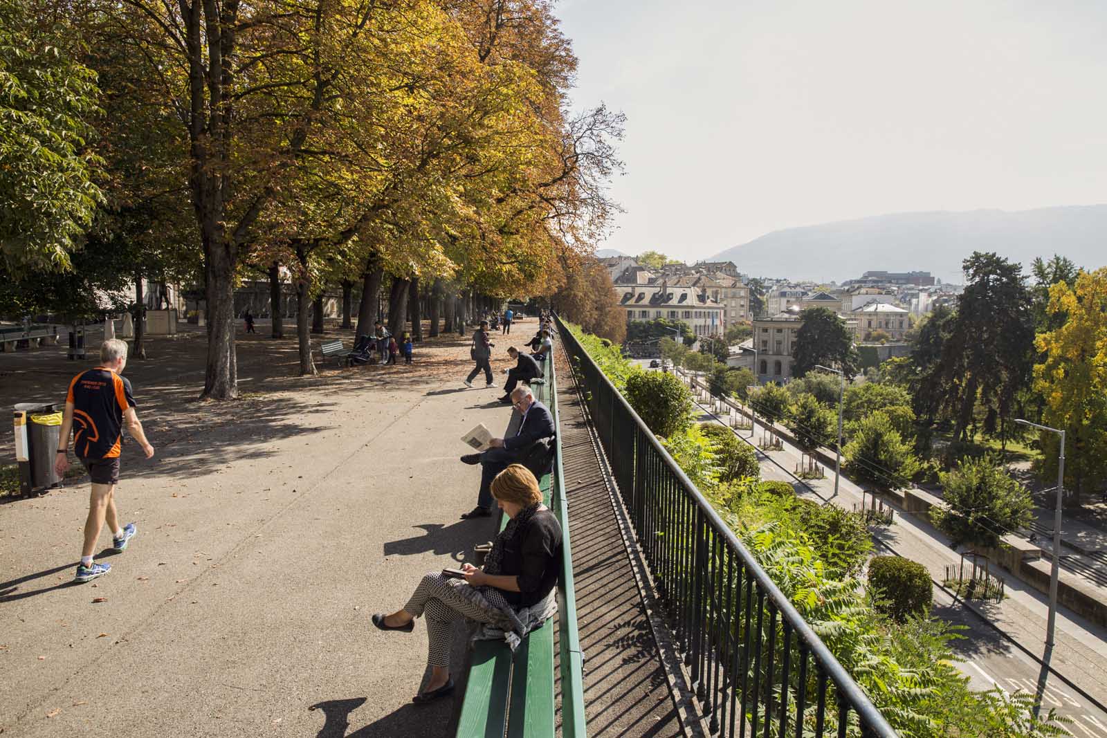 Best Things to do in Geneva Promenade de la Trielle Treille longest bench