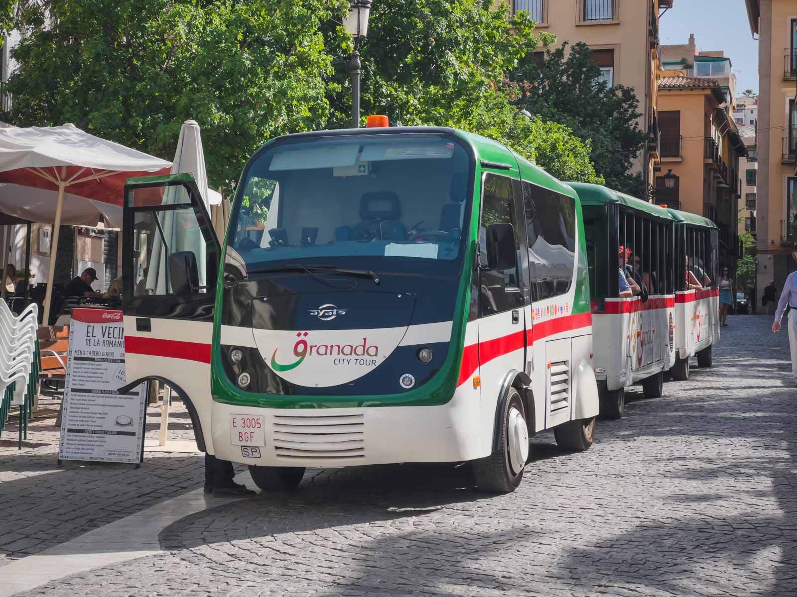 granada city tour bus