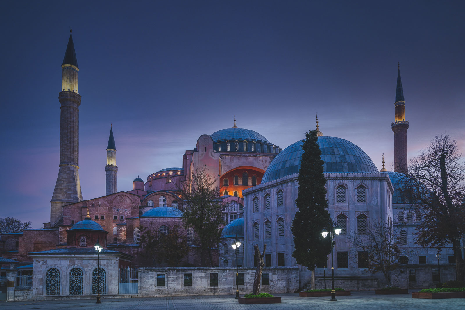 Things to do in Istanbul Turkey Hagia Sophia Exterior