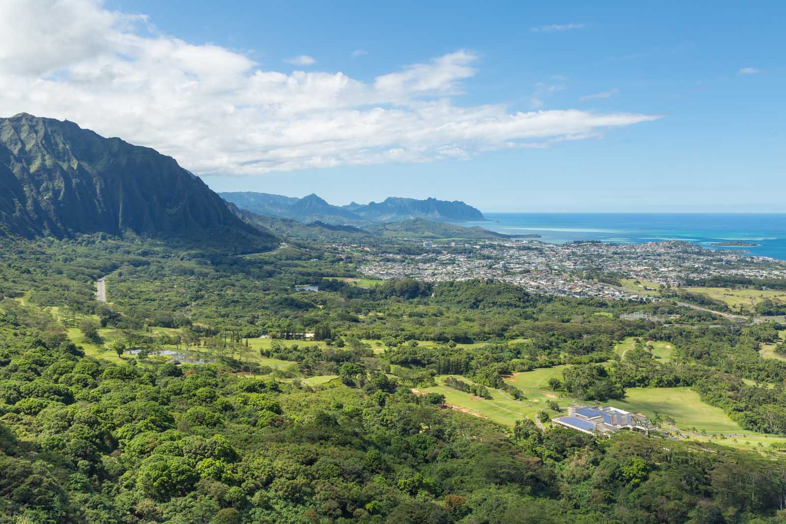 Best Things to do in Oahu Nuuanu Pali lookout