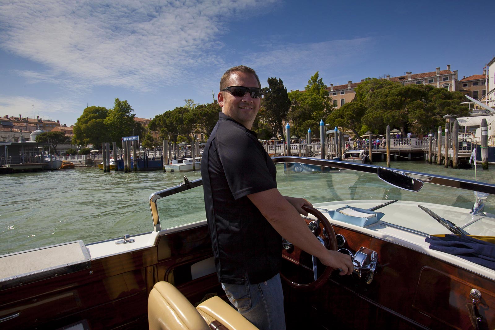 things to do in italy visit venice and explore its canals