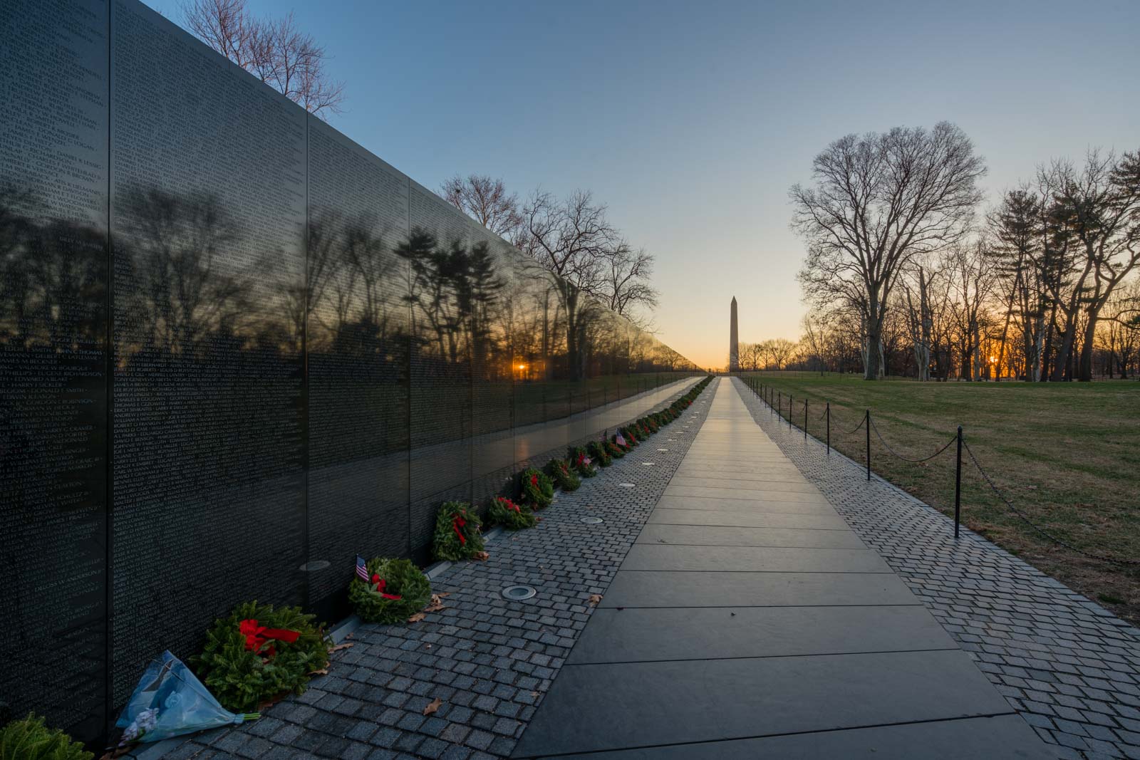 Best things to do in Washington Dc FAQ Vietnam Veterans Memorial