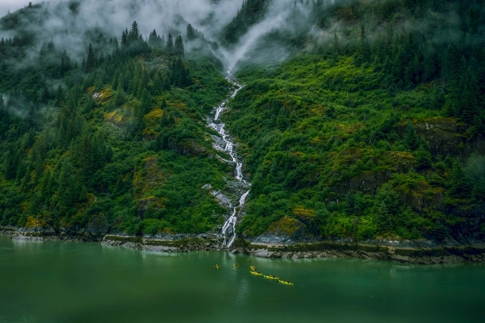 Best Things to do in Alaska Kayaking Glacier Bay National Park