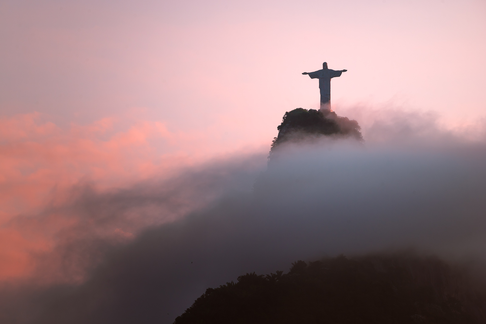 Best things to do in Rio de Janeiro Christ the Redeemer