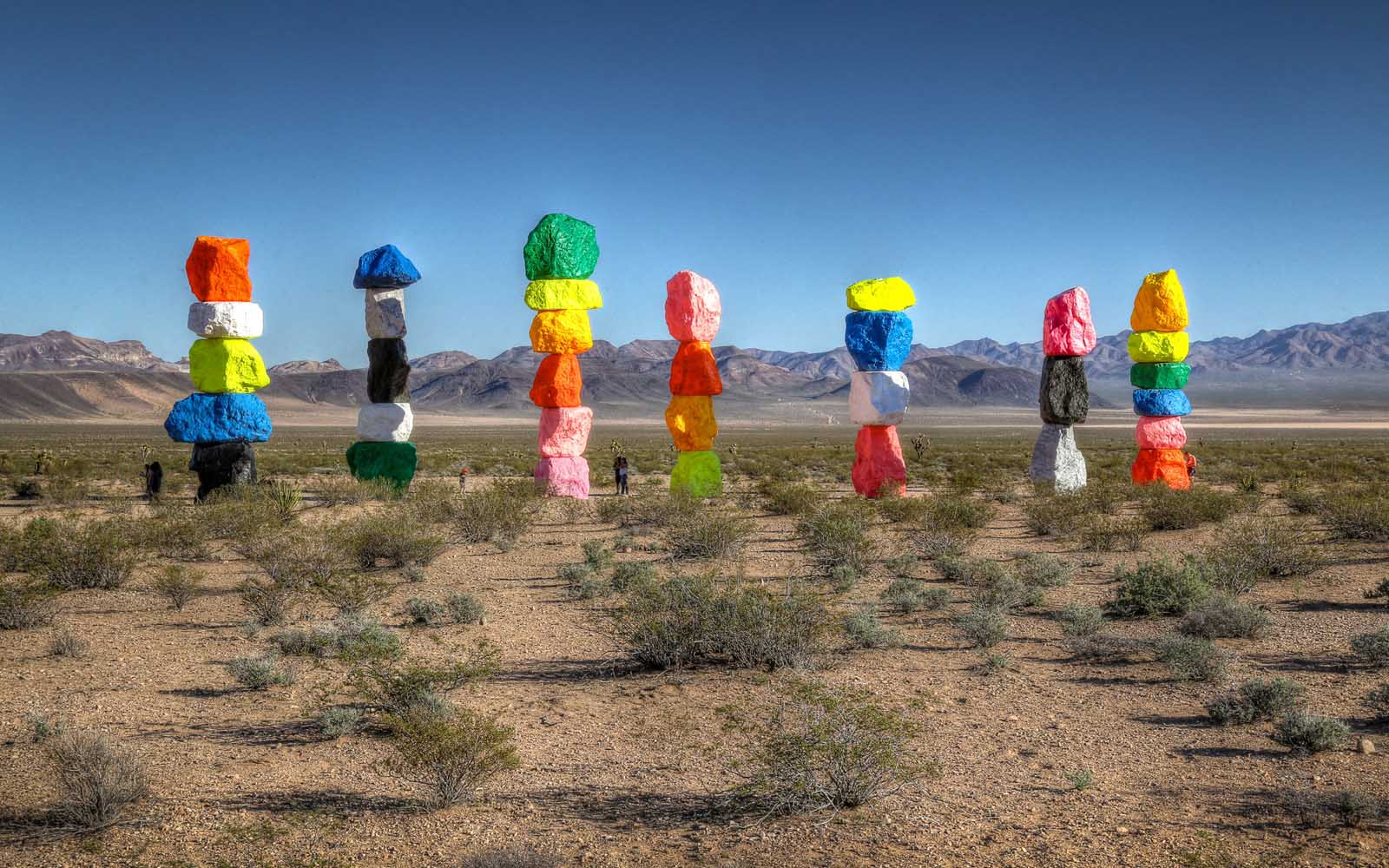 Best Day Trips from Las Vegas Seven Magic Mountains