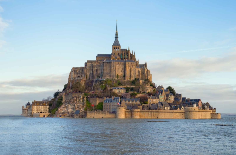 24 Best Day Trips from Paris in 2024 - The Planet D