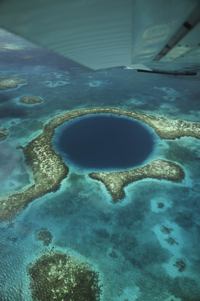 things to do in belize blue hole tour