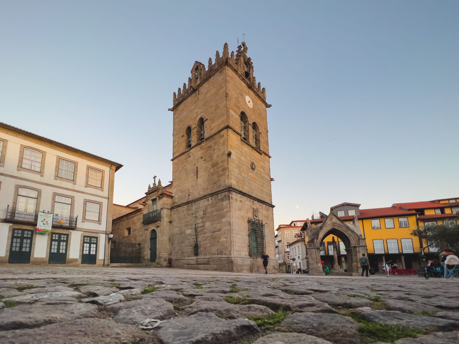Best things to do in Guimaraes Portugal Largo da Oliveira