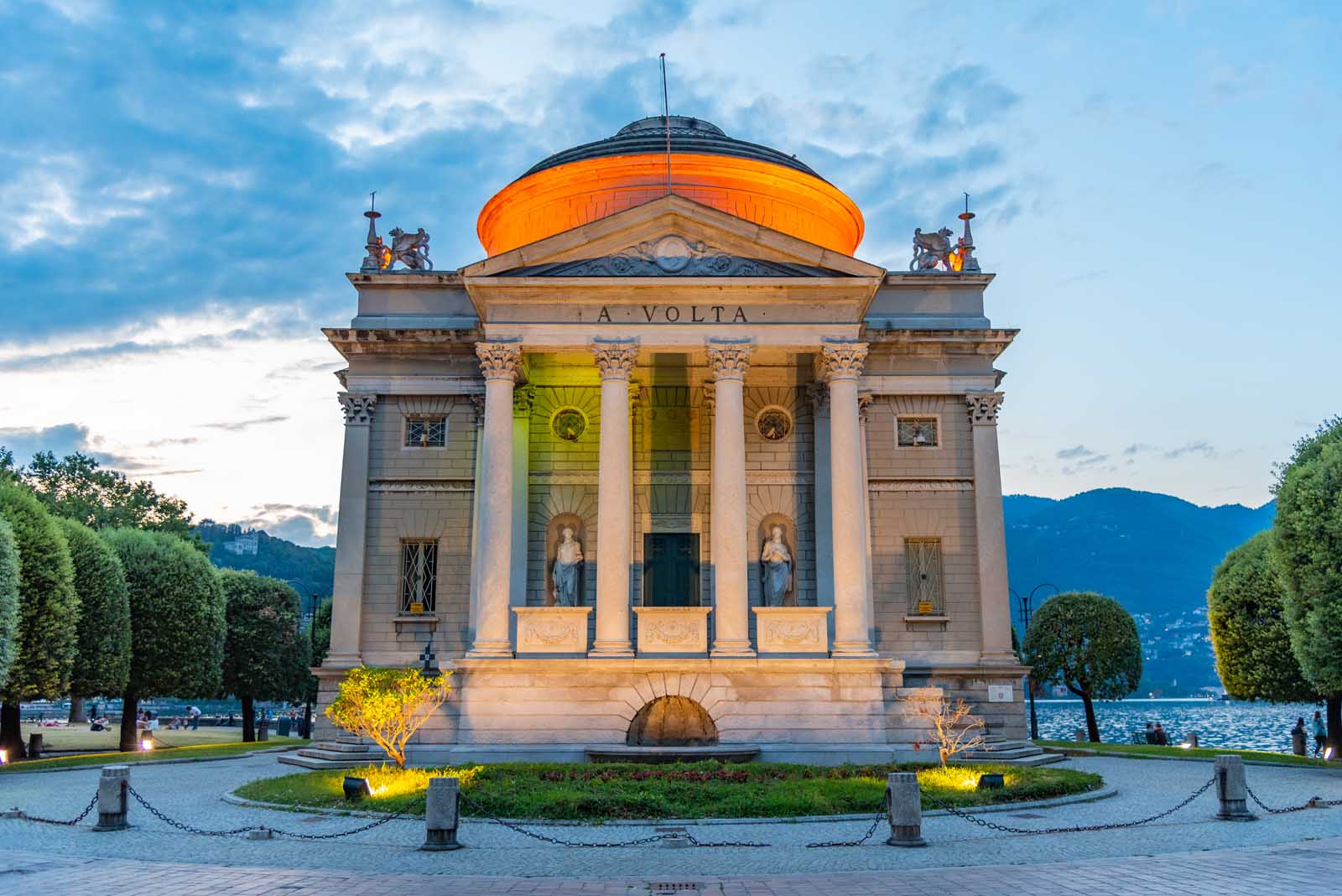 Best Things to do in Lake Como Tempio Voltiano