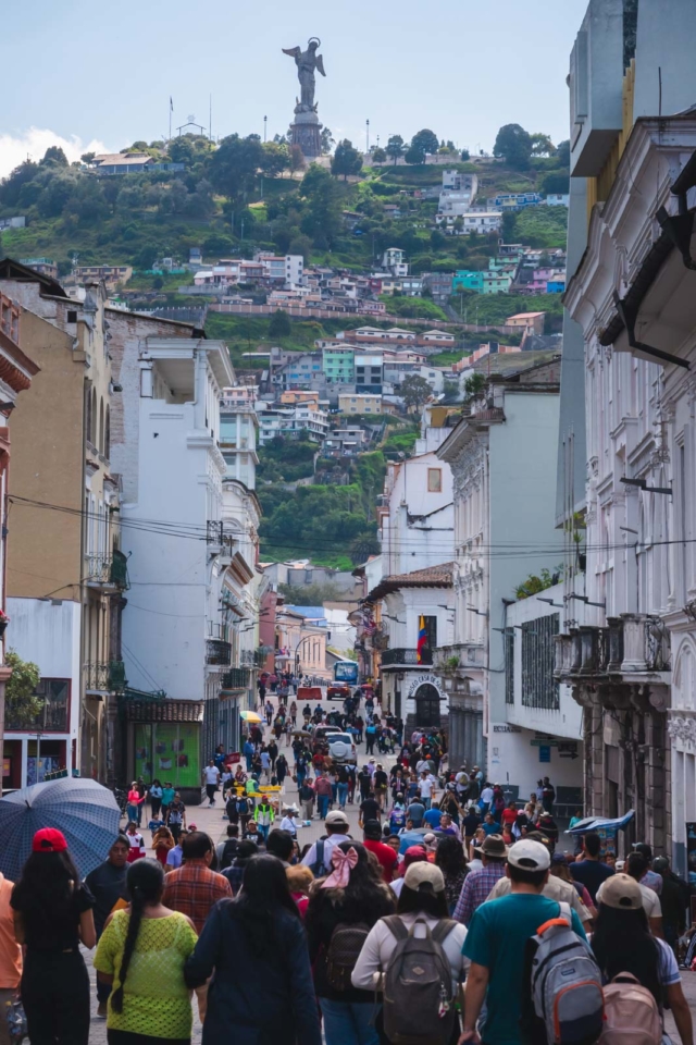 Best things to do in Quito Ecuador Calle La Ronda