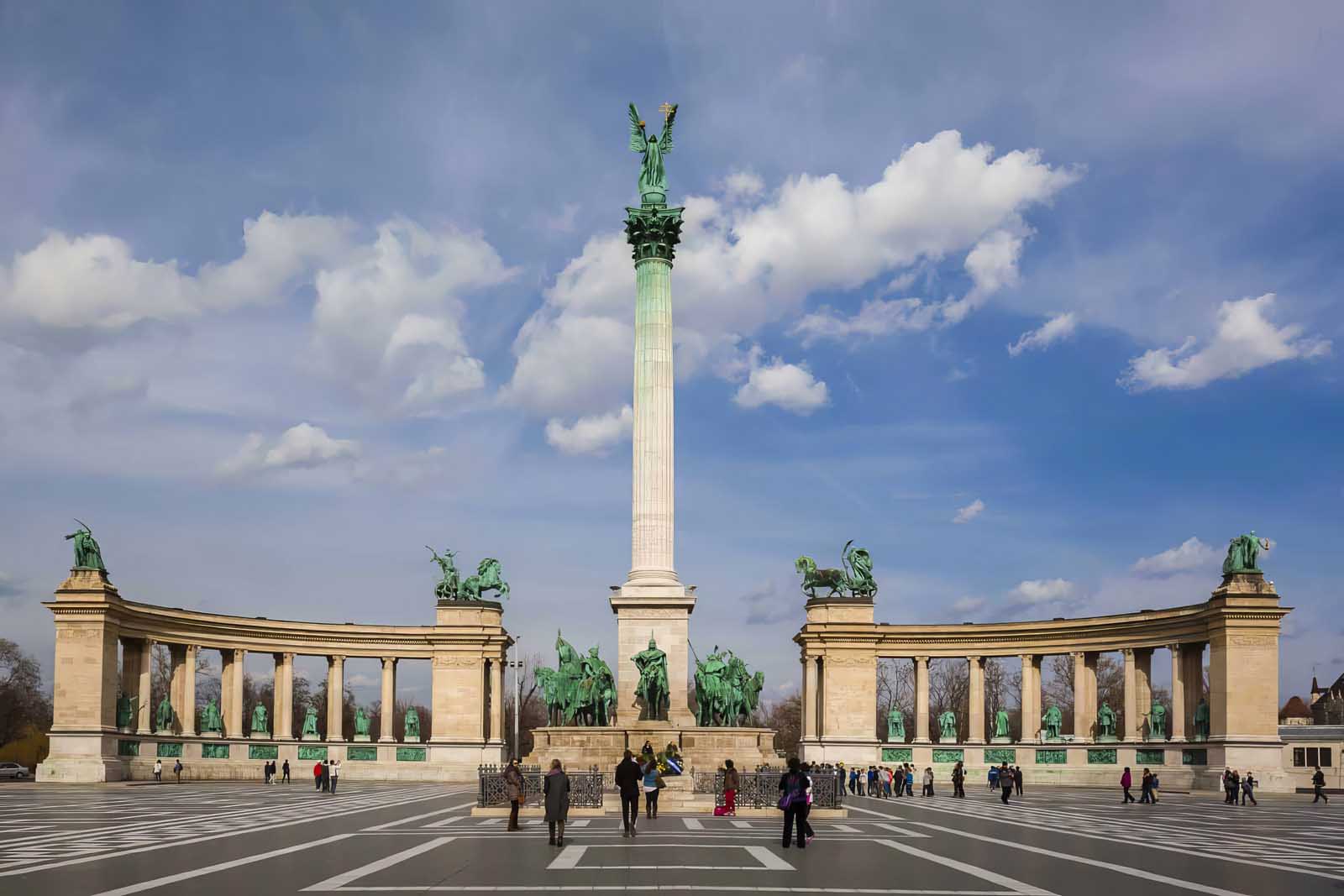 Best Things to do in Budapest Heroes Square 