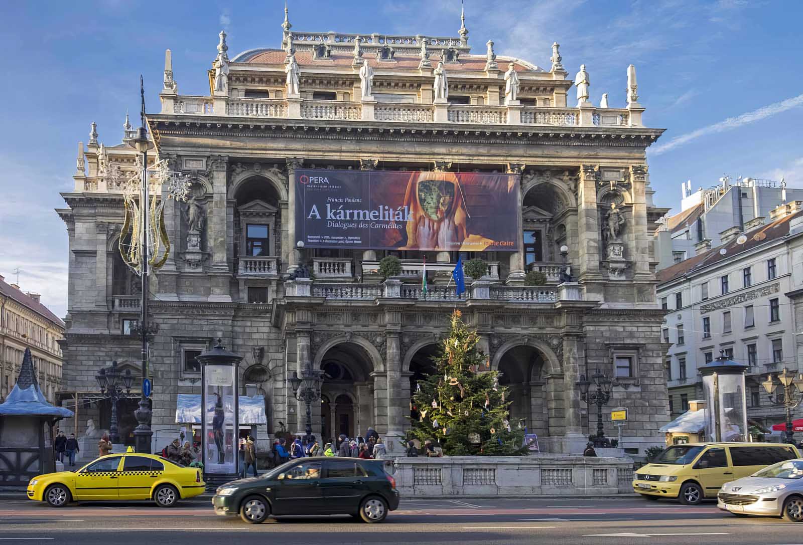 things to do in Budapest Hungarian State Opera House 