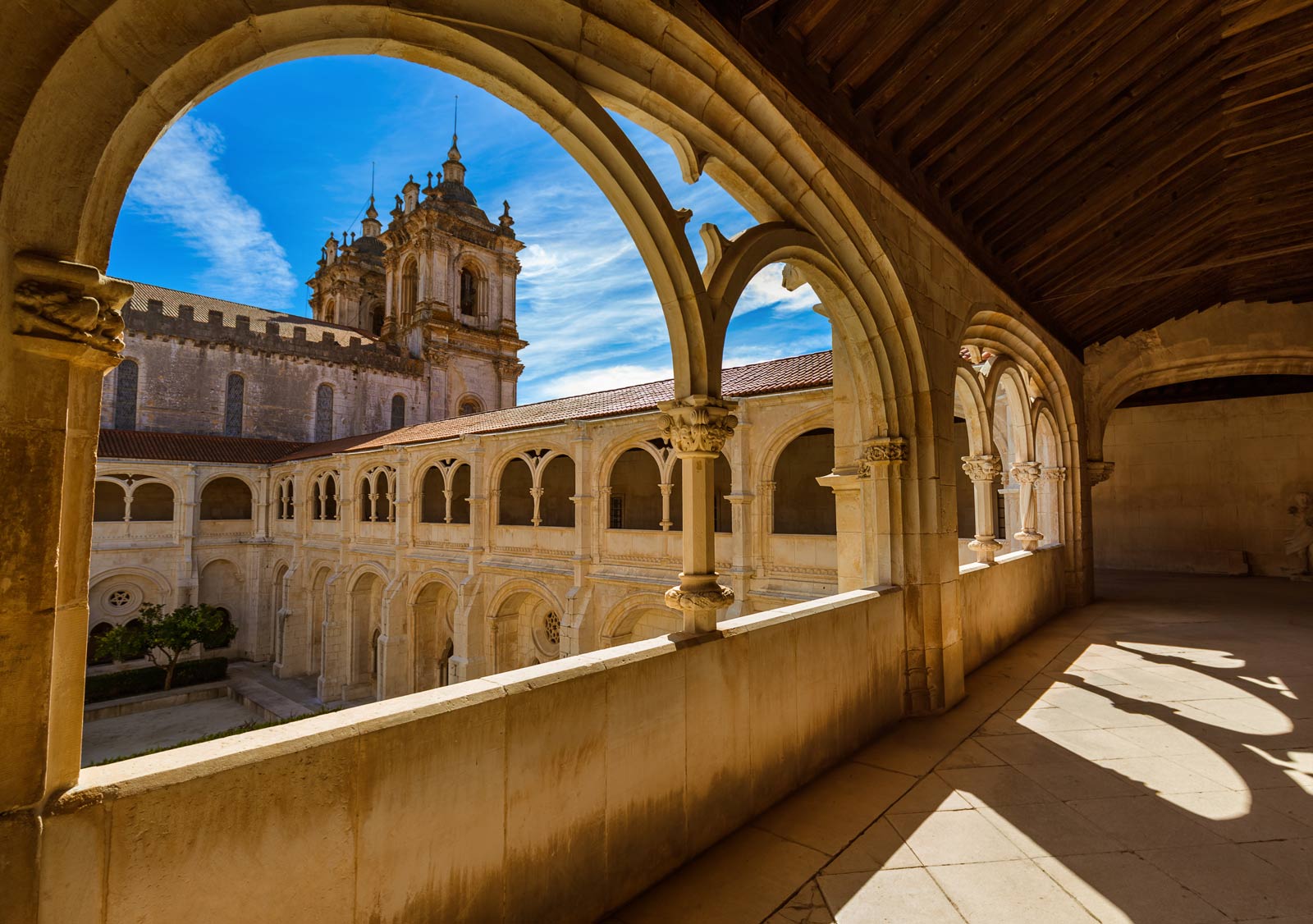 things to do in portugal alcobaca monastery