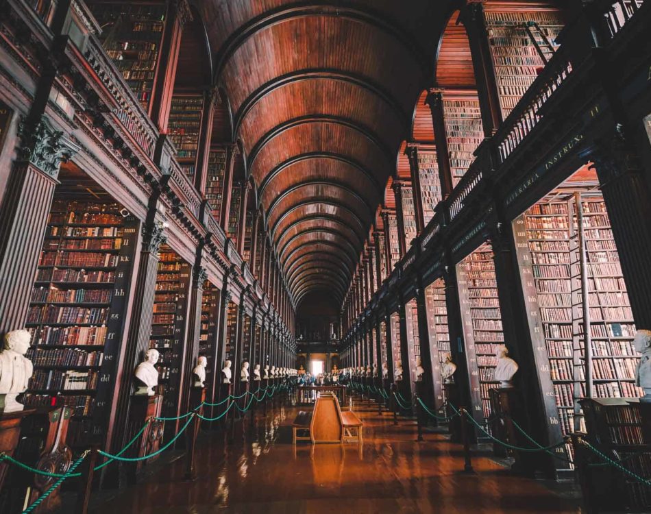 30 Best Travel Books to Inspire The Wanderer in You