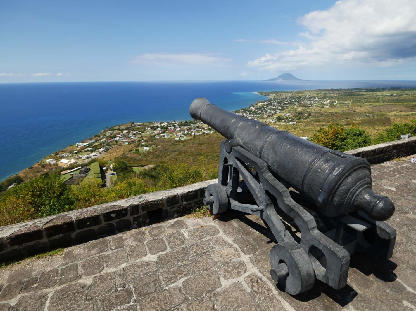 what to do in st kitts brimstone hill fortress view