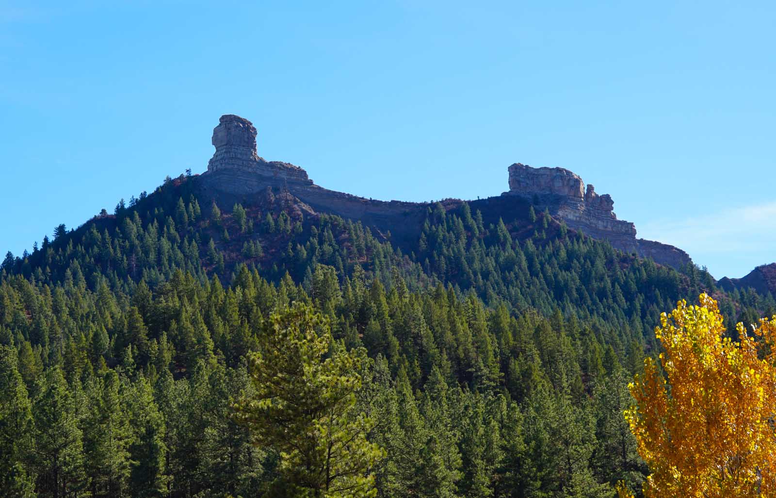 Monumentos Nacionales de Colorado Chimney Rock