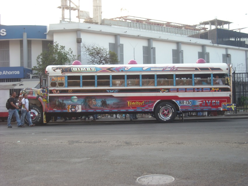 Diablo Rojo - Panama Bus (1)