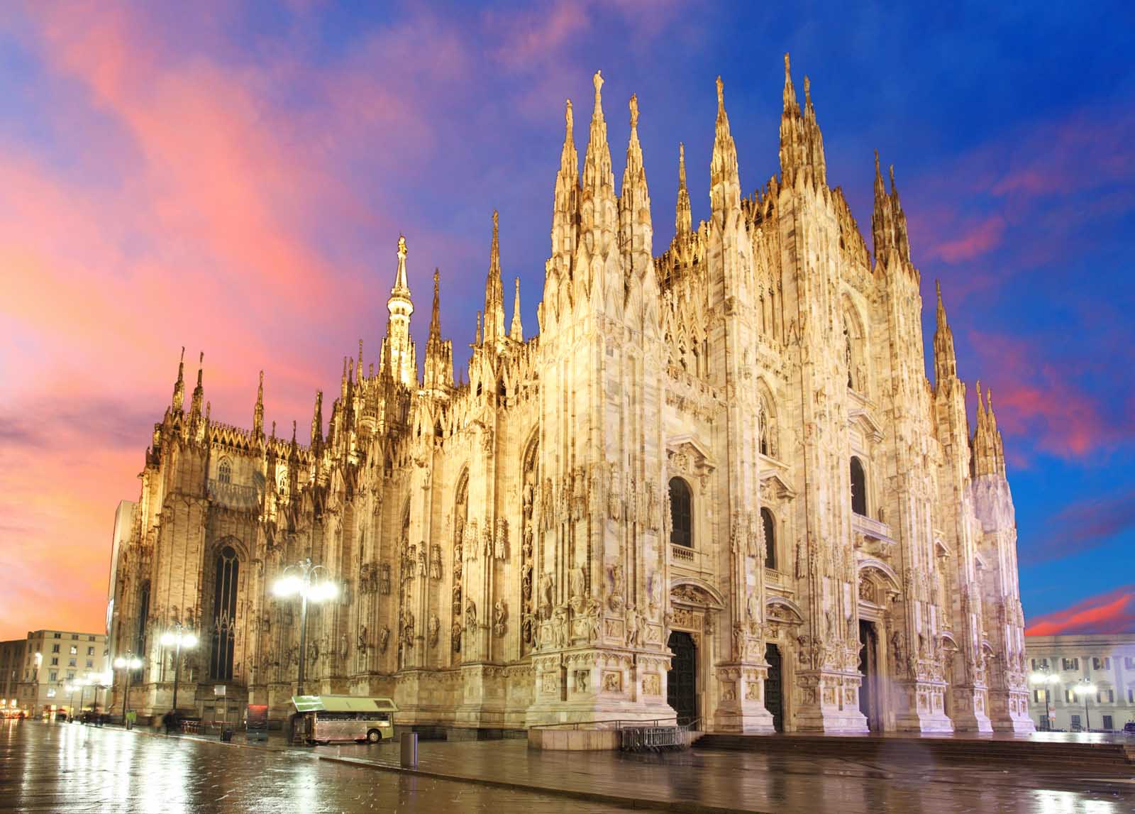 Visiting the Duomo di Milano in Milan