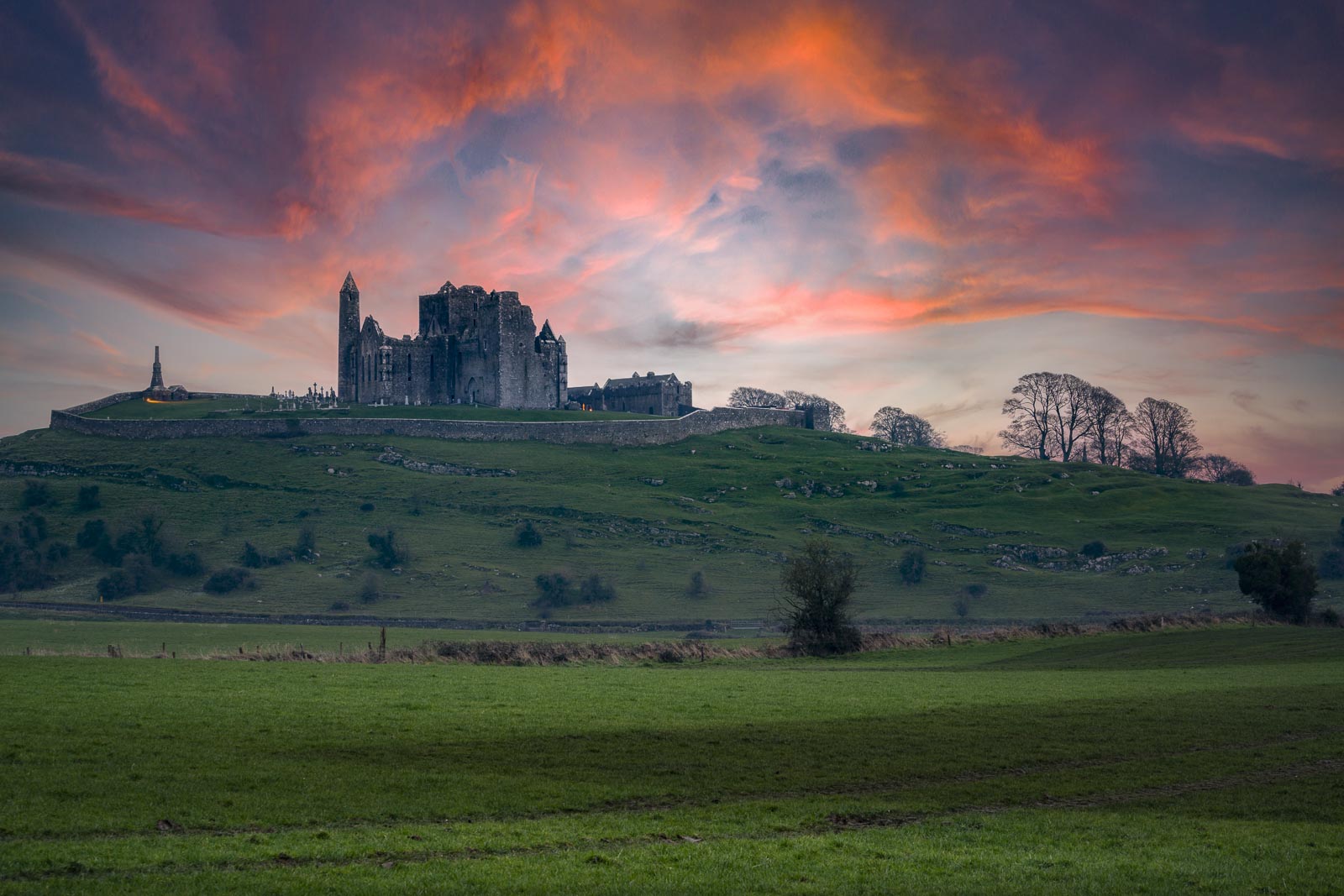 900 Castles in Ireland