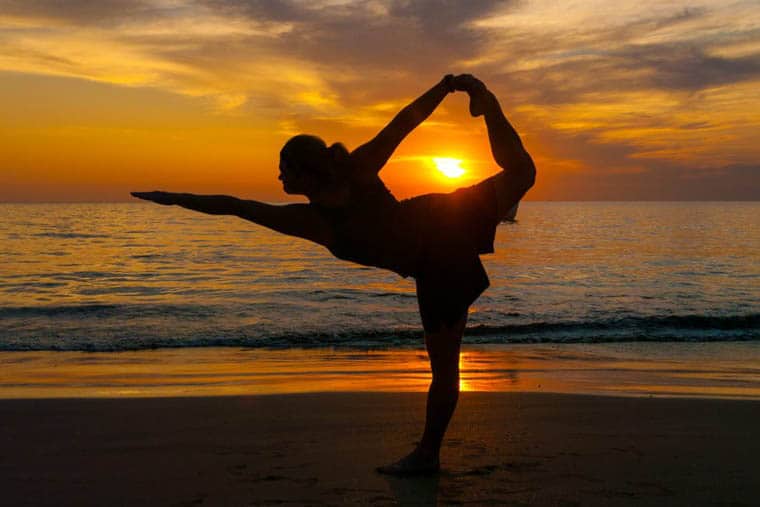 travel jobs teach yoga