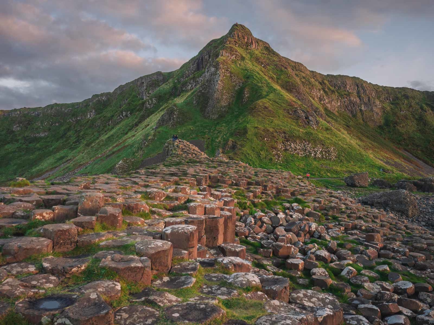 How to visit the Giants Causeway in Northern Ireland