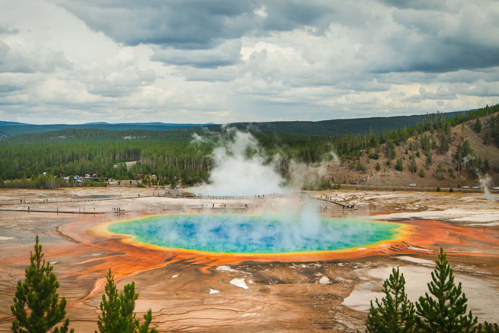 How to visit Midway Geyser Basin overlook